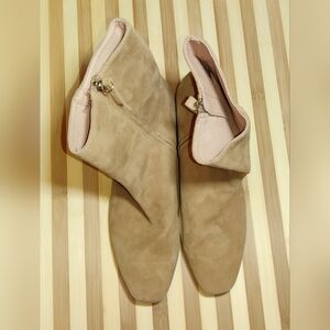 J Jill Womens 9.5 Boots Tan Brown Suede Leather Ankle Booties Side Zip 2" Heel